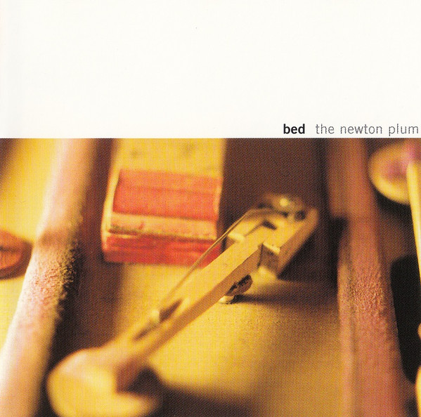 Pochette de l'album The Newton Plum par Bed (2001)