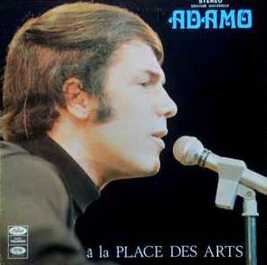 À La Place Des Arts